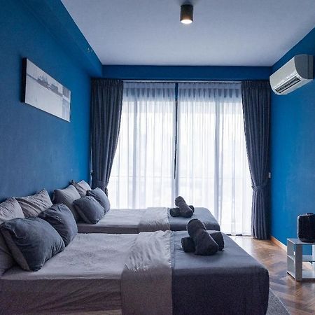 Deluxe Seaview Suite Twin Bed By The Only Bnb Tanjung Tokong Dış mekan fotoğraf