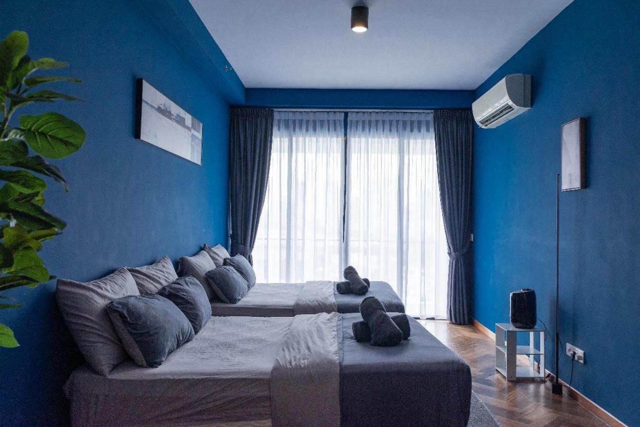 Deluxe Seaview Suite Twin Bed By The Only Bnb Tanjung Tokong Dış mekan fotoğraf
