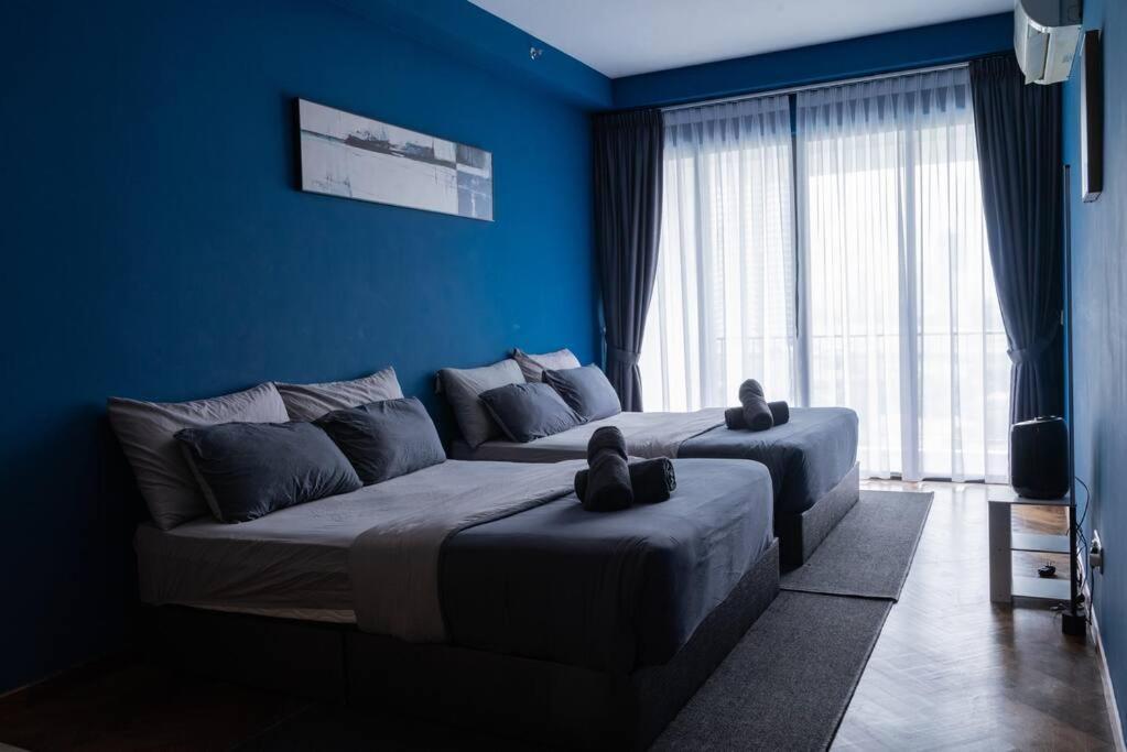 Deluxe Seaview Suite Twin Bed By The Only Bnb Tanjung Tokong Dış mekan fotoğraf